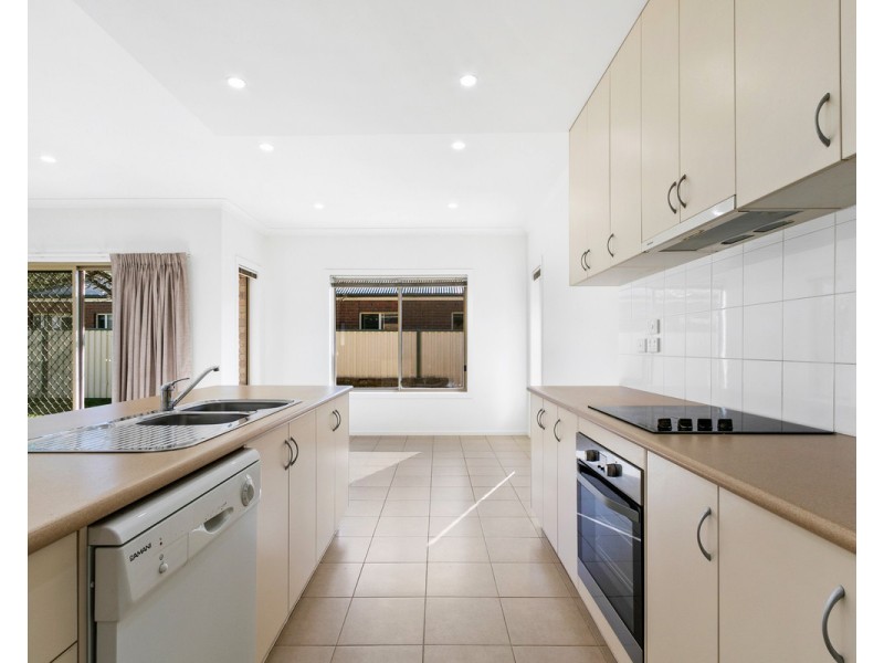 5 Kelly Court, Stratford VIC 3862