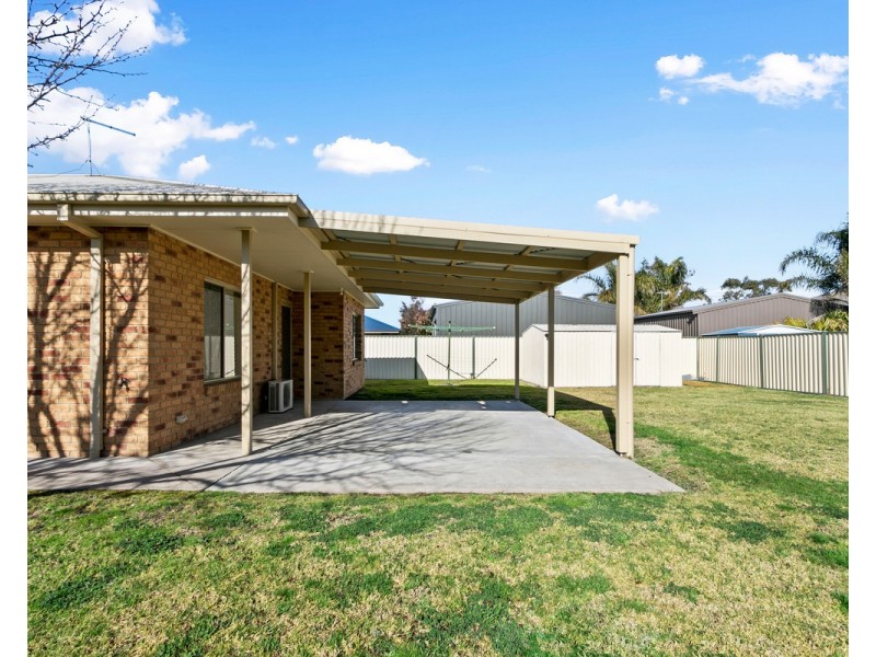 5 Kelly Court, Stratford VIC 3862