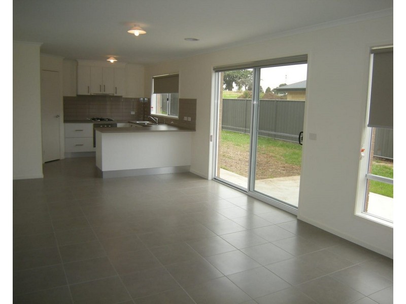 24 Glebe Drive, Sale VIC 3850