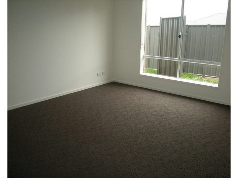 24 Glebe Drive, Sale VIC 3850