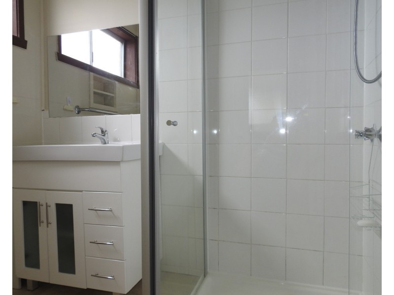 2/27 Wellsford Street, Stratford VIC 3862