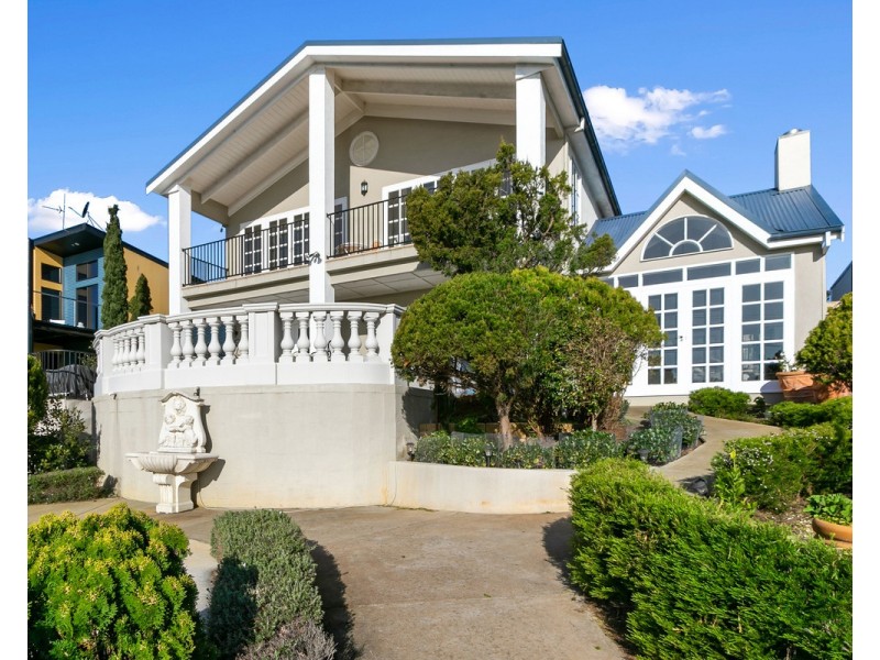 5 The Boulevard, Loch Sport VIC 3851