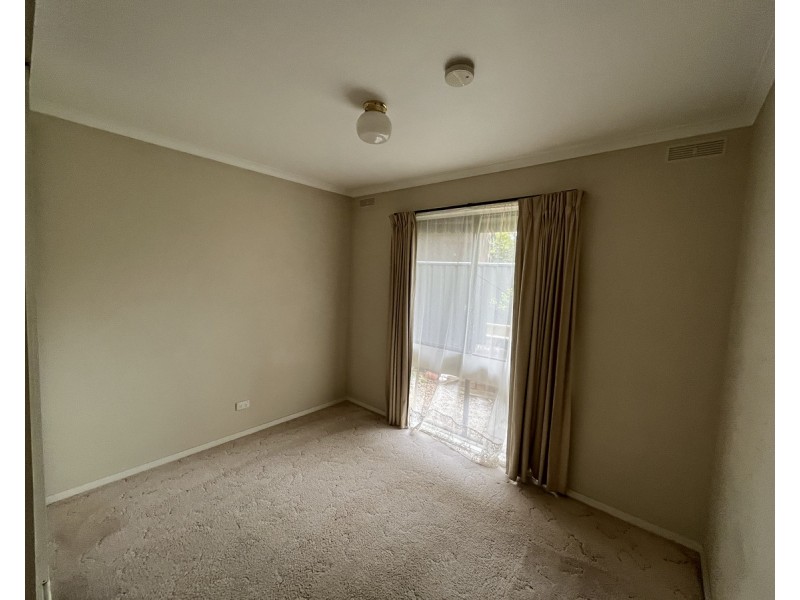 2 Elizabeth Court, Sale VIC 3850