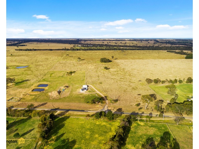 5 Macleod Drive, Stratford VIC 3862