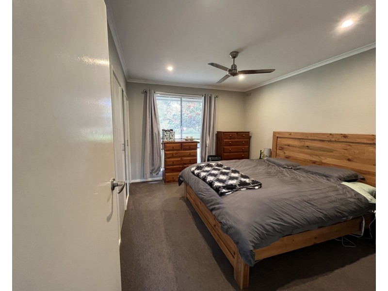 13 Araluen Drive, Sale VIC 3850