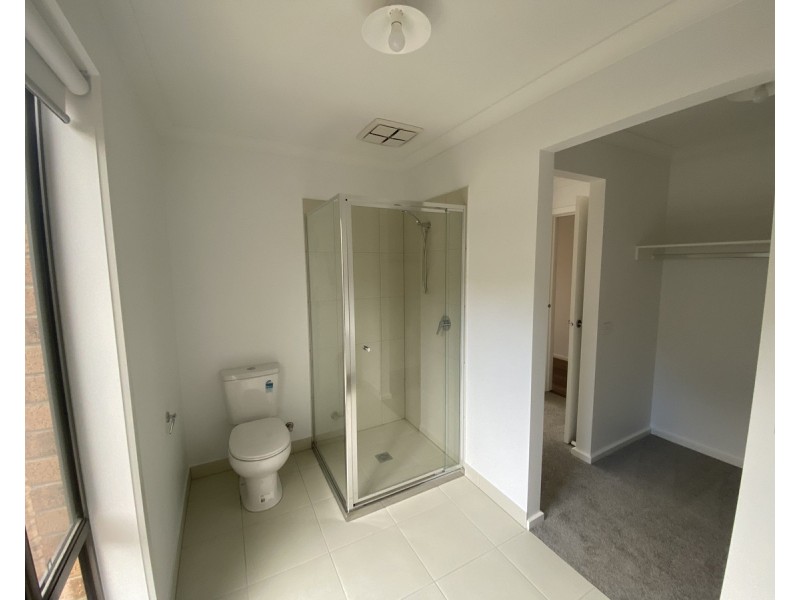 33 Hardie Place, Stratford VIC 3862