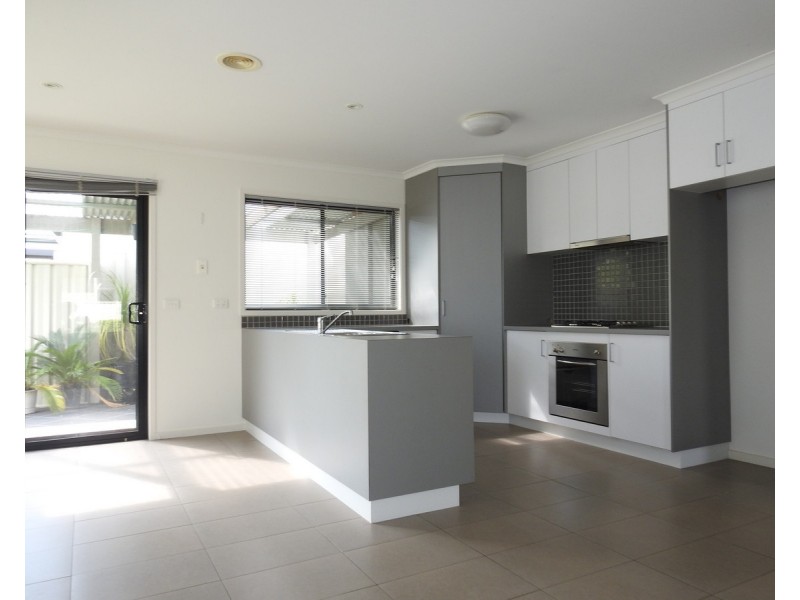 2/124 Market Street, Sale VIC 3850