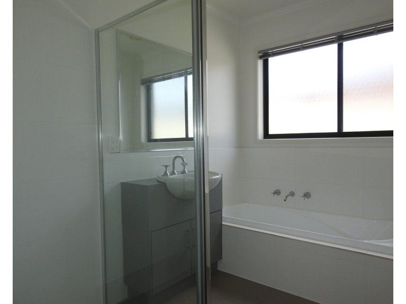 2/124 Market Street, Sale VIC 3850