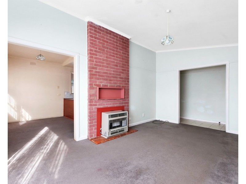 16 Mathieson Street, Sale VIC 3850