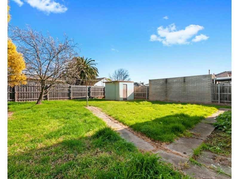 16 Mathieson Street, Sale VIC 3850