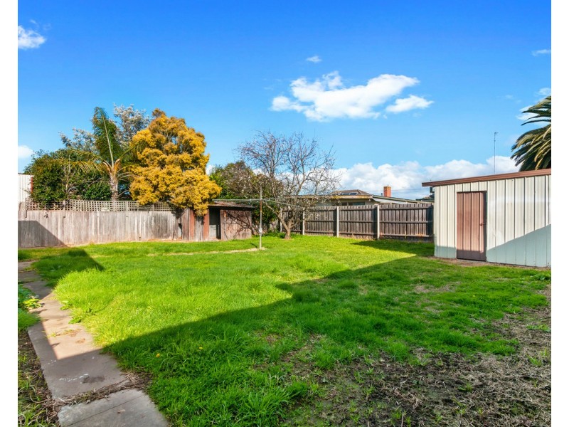 16 Mathieson Street, Sale VIC 3850