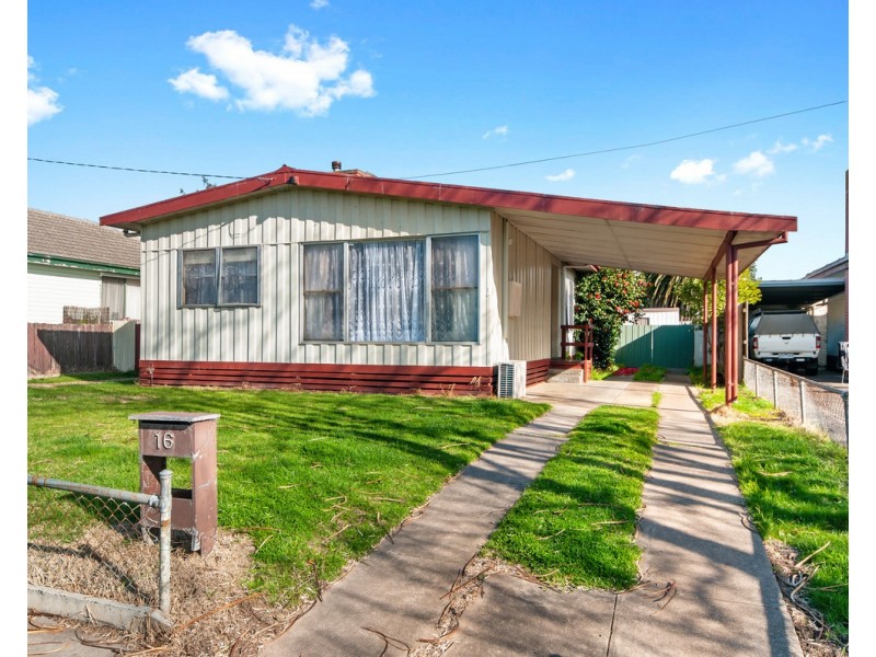 16 Mathieson Street, Sale VIC 3850
