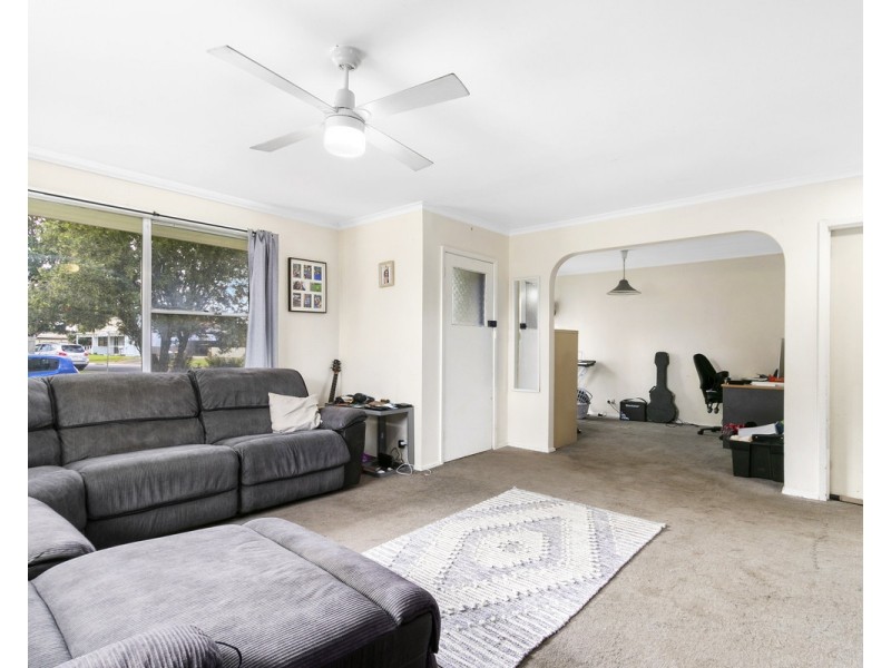 18 Glomar Grove, Sale VIC 3850