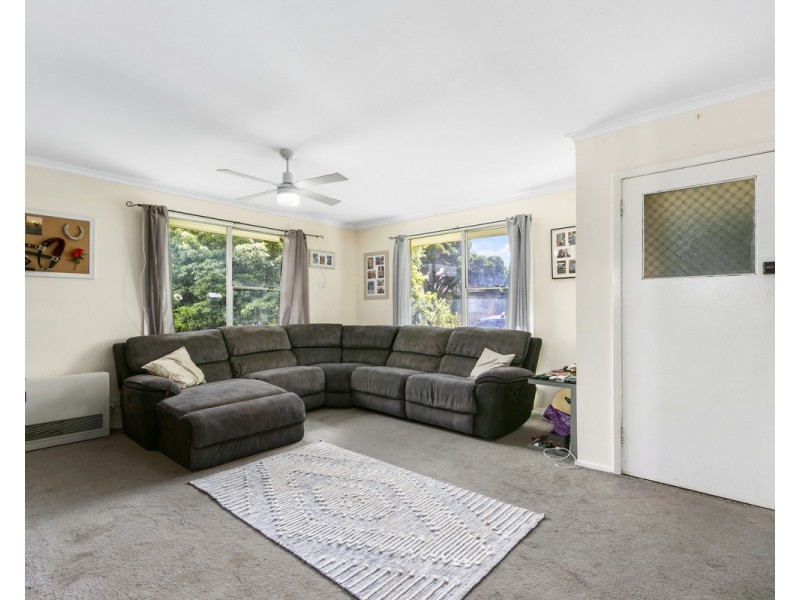 18 Glomar Grove, Sale VIC 3850