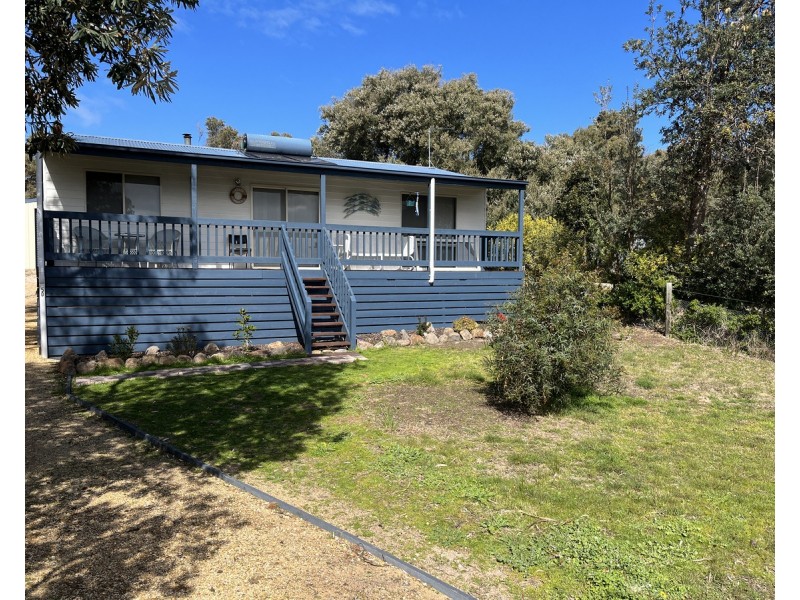 50 Rainbow Road, Golden Beach VIC 3851
