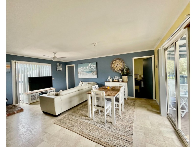 50 Rainbow Road, Golden Beach VIC 3851