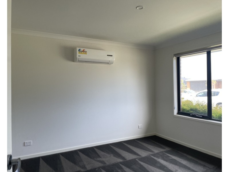 1 Peters Drive, Stratford VIC 3862