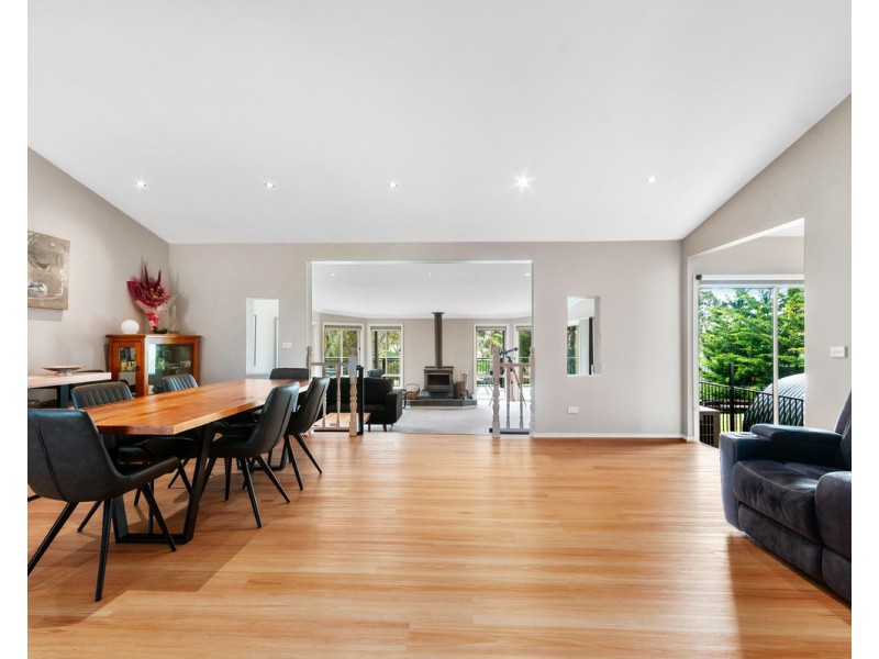 9 Pinetree Court, Seaspray VIC 3851