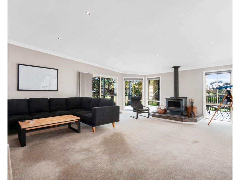9 Pinetree Court, Seaspray VIC 3851