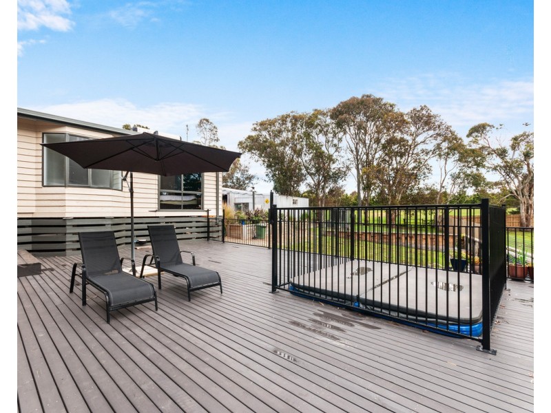 9 Pinetree Court, Seaspray VIC 3851