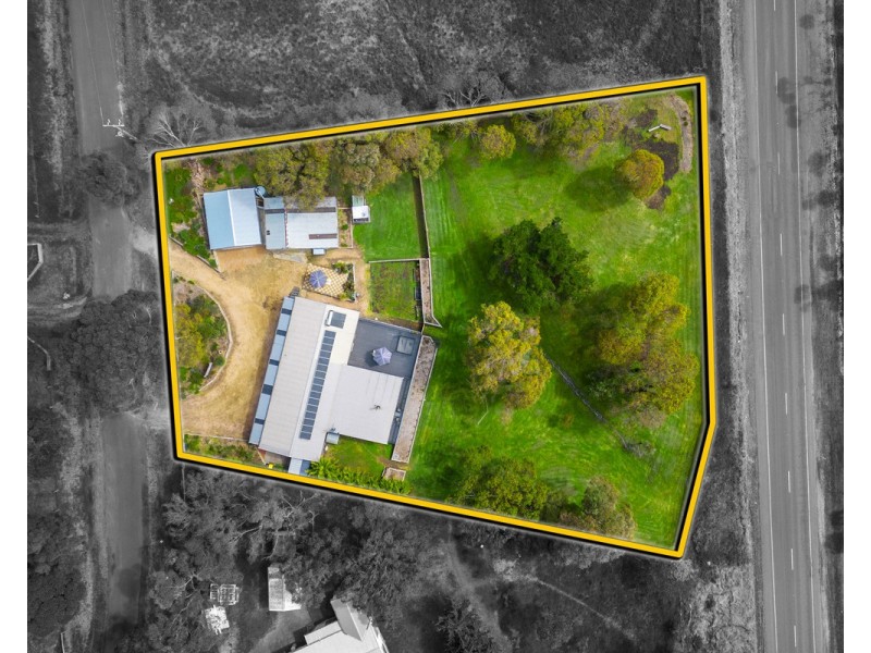 9 Pinetree Court, Seaspray VIC 3851
