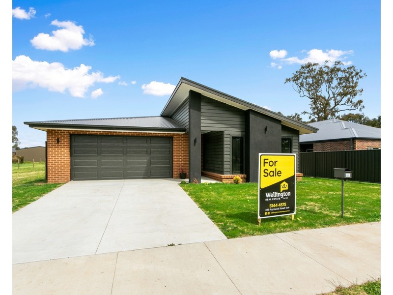 46 Carter Street, Stratford VIC 3862