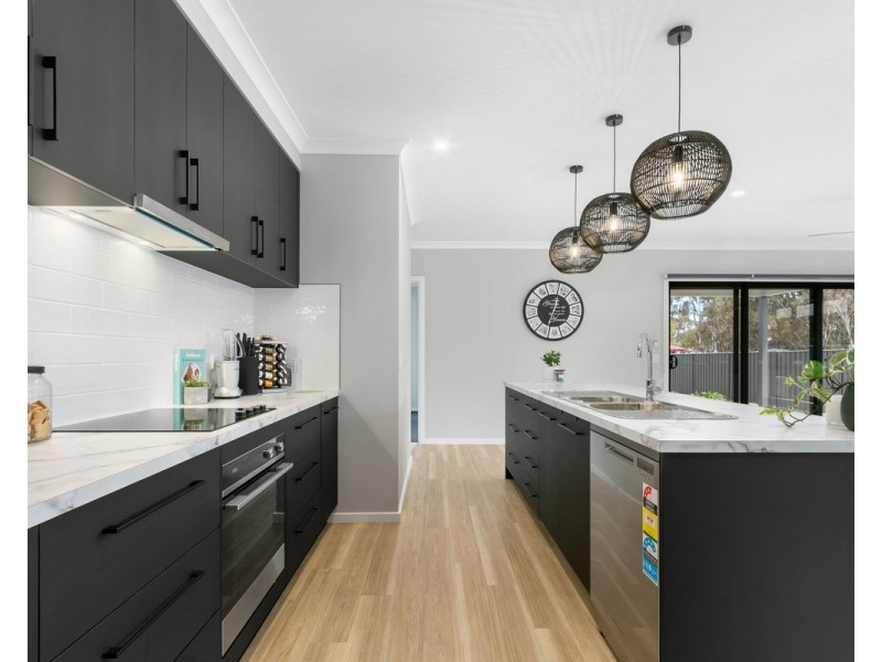 46 Carter Street, Stratford VIC 3862