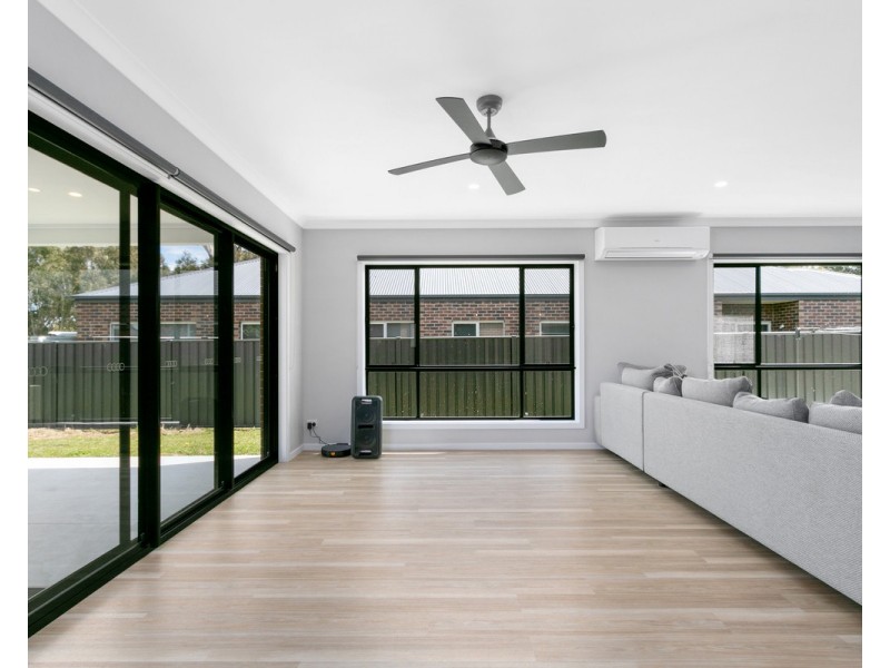 46 Carter Street, Stratford VIC 3862