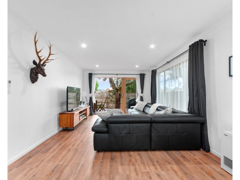 11 Ellen Way, Sale VIC 3850