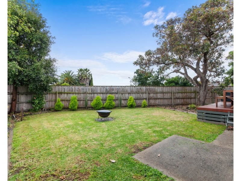 11 Ellen Way, Sale VIC 3850