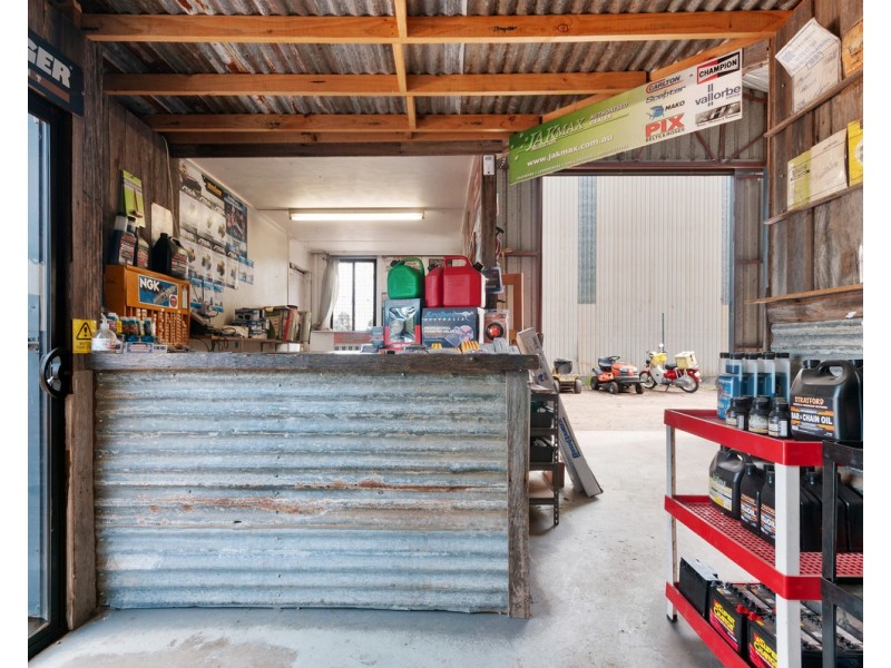 15 Princes Highway, Stratford VIC 3862