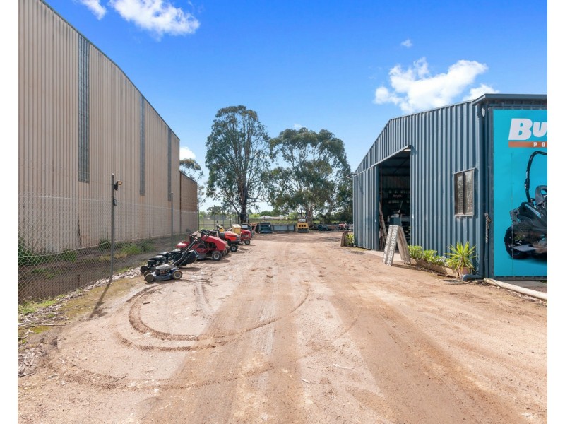 15 Princes Highway, Stratford VIC 3862