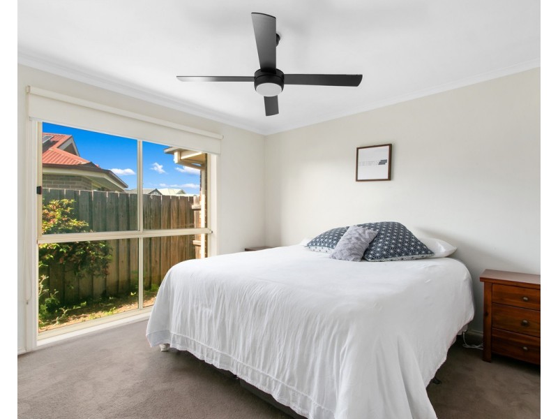 13 Kingfisher Place, Sale VIC 3850