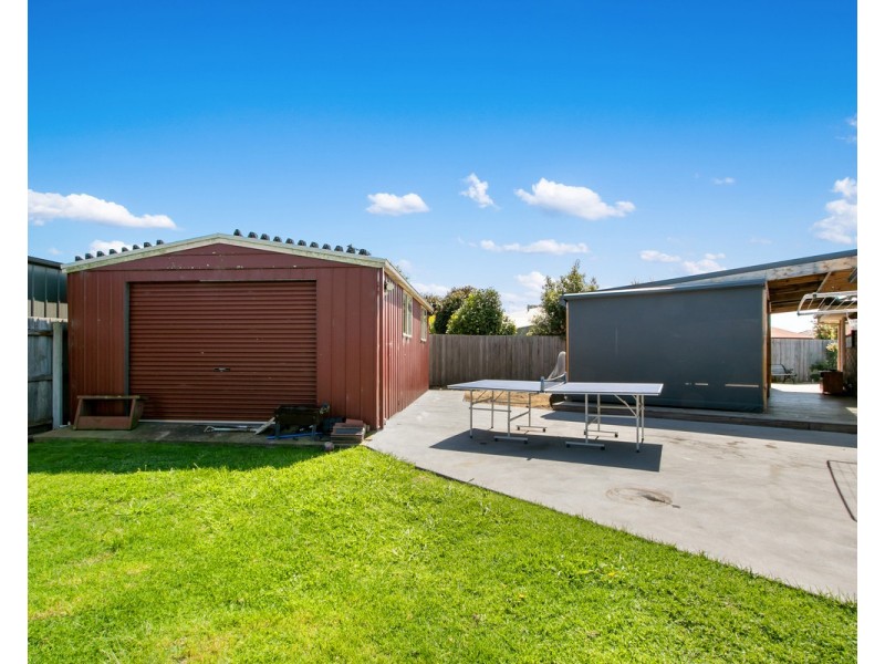 13 Kingfisher Place, Sale VIC 3850