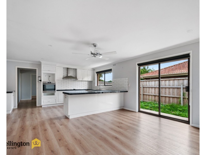 6 McDonald Court, Sale VIC 3850