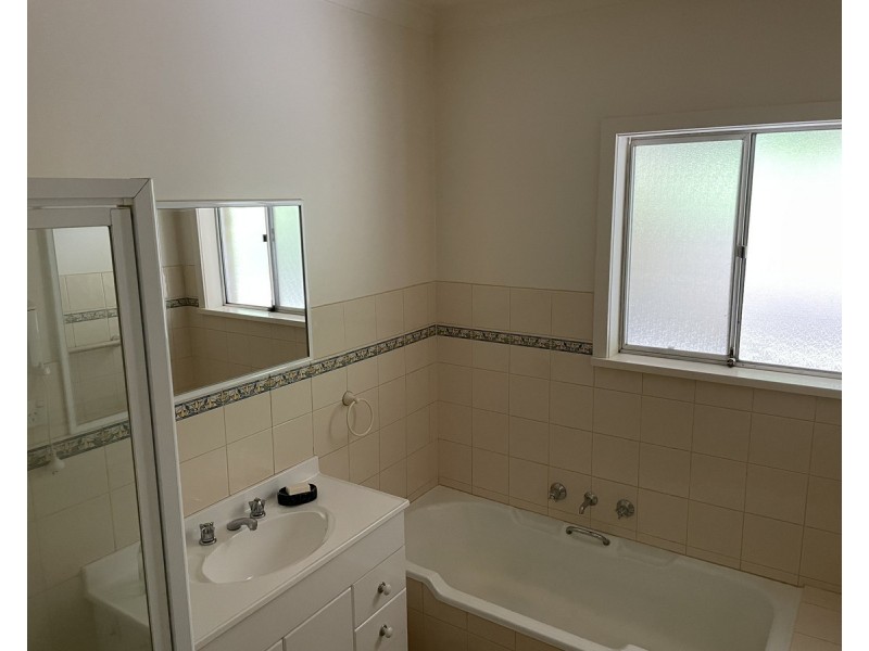 11 McGhee Street, Sale VIC 3850