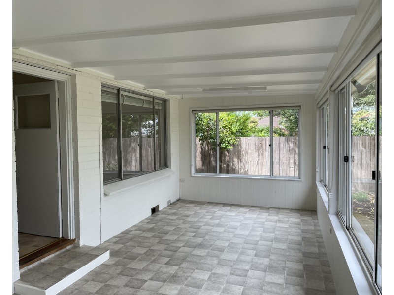 11 McGhee Street, Sale VIC 3850