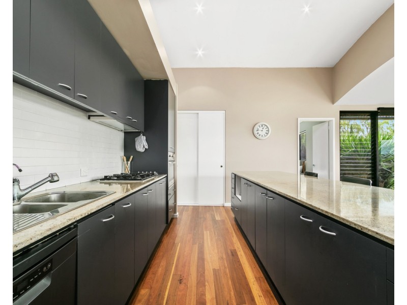 202 Gibsons Road, Sale VIC 3850