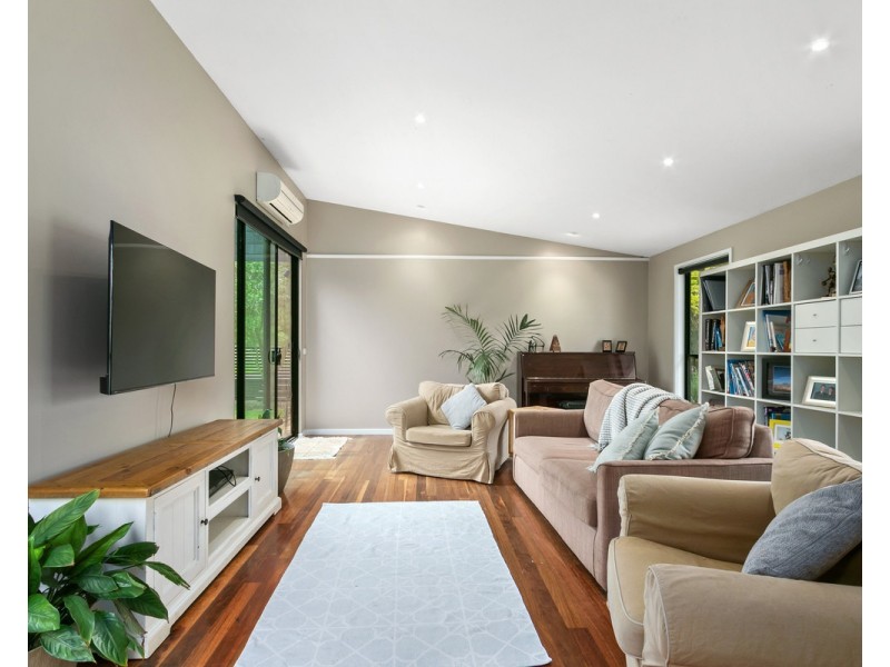 202 Gibsons Road, Sale VIC 3850