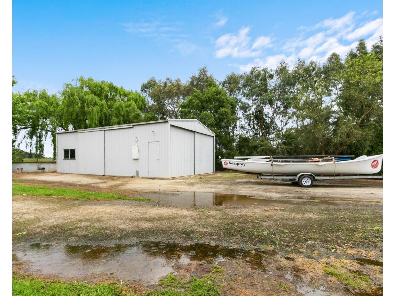 202 Gibsons Road, Sale VIC 3850