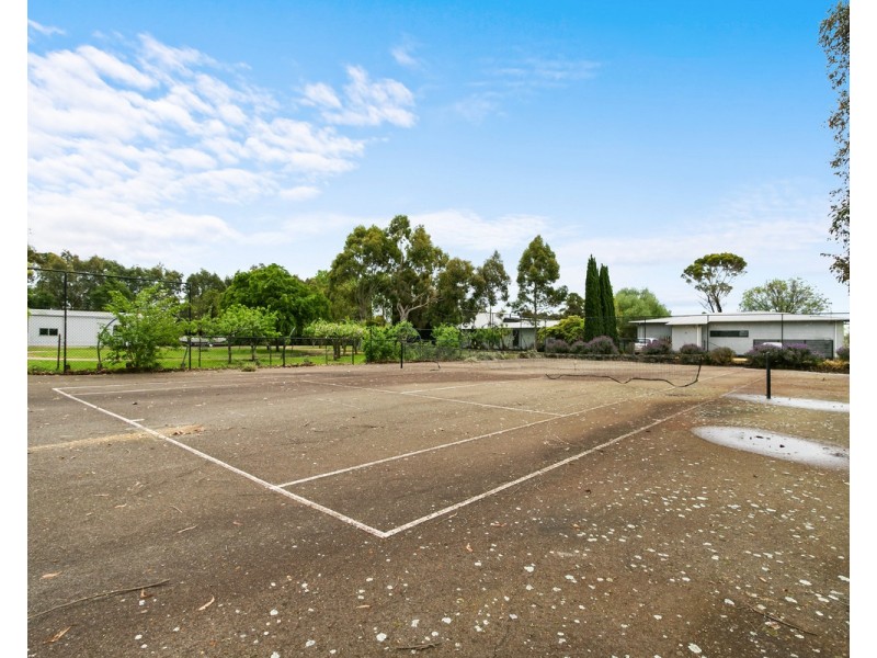 202 Gibsons Road, Sale VIC 3850