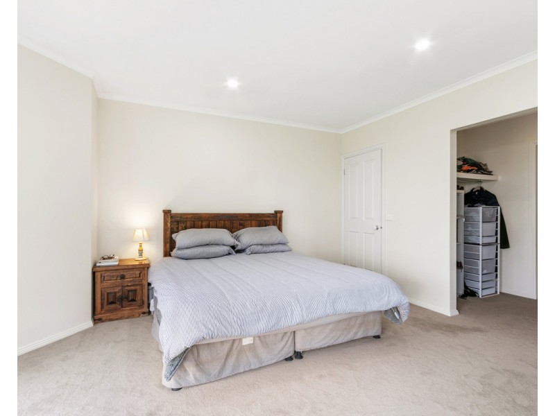 43 Counahan Drive, Wurruk VIC 3850