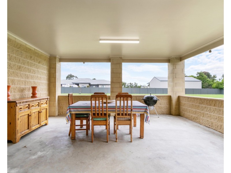 43 Counahan Drive, Wurruk VIC 3850