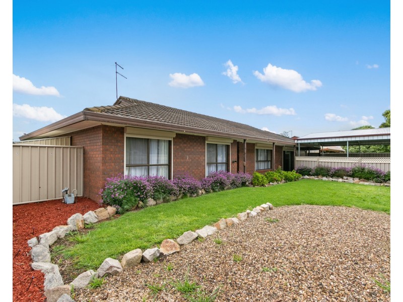 8 Simpson Street, Sale VIC 3850