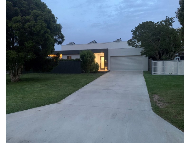 100 Dundas Street, Sale VIC 3850