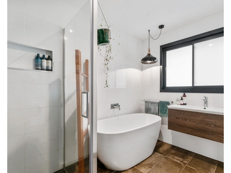 12 King Avenue, Sale VIC 3850