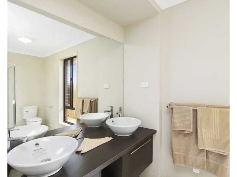 18 Billabong Avenue, Sale VIC 3850