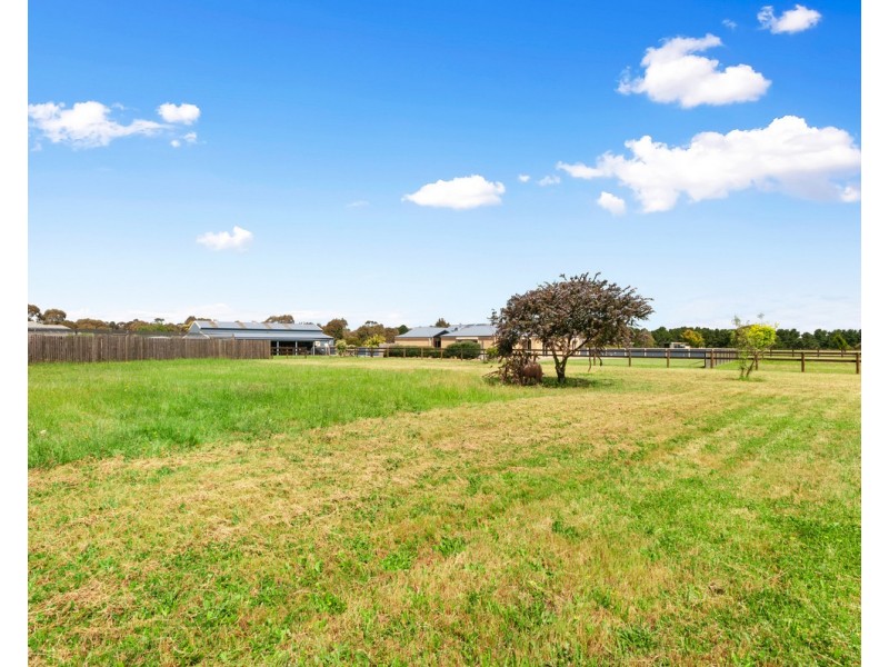 30 Avonlea Estate Road, Stratford VIC 3862
