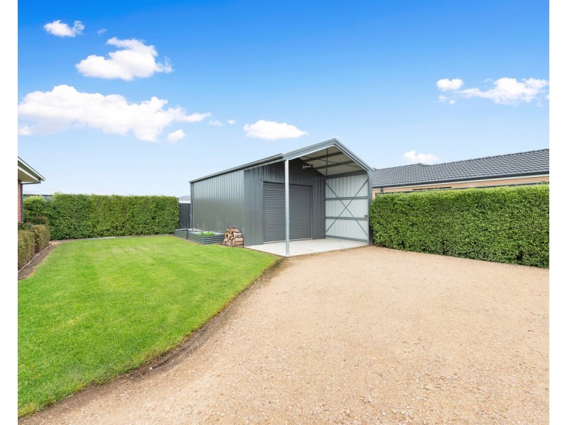 35 Killeen Street, Stratford VIC 3862