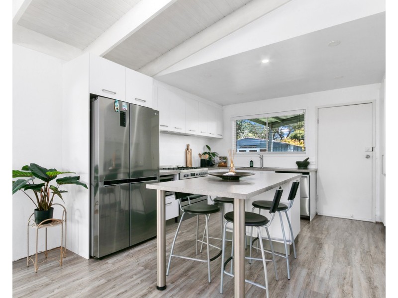 39 Davies Street, Loch Sport VIC 3851